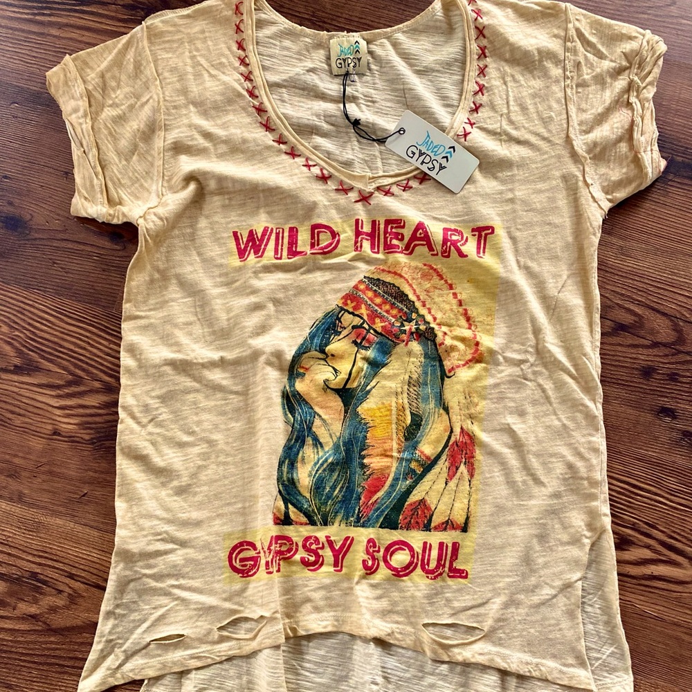 Jaded Gypsy Distressed Wild Heart Top
